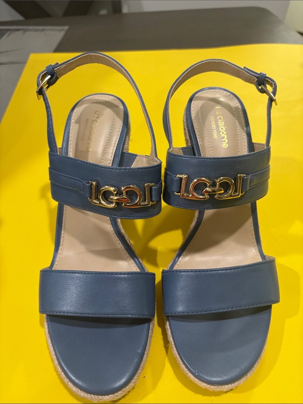 Liz Claiborne Dusty Blue Leather Slingback Sandals with Gold Hardware